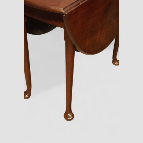 George II mahogany drop flap table leg and padfoot