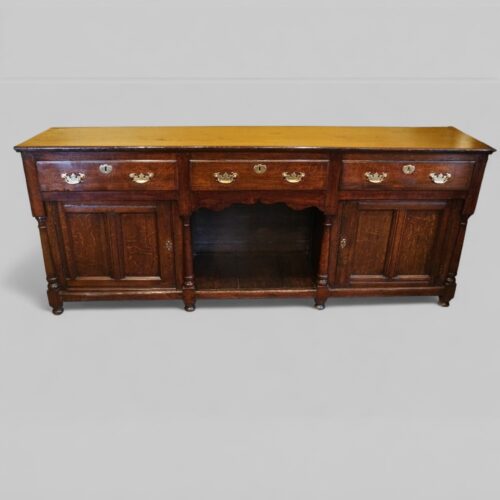 18thc. oak dog kennel dresser base front