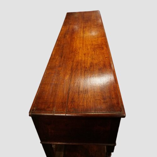 Early 19thc oak pot board dresser base top