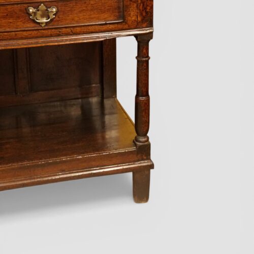 George III oak dresser pot board dresser base leg detail