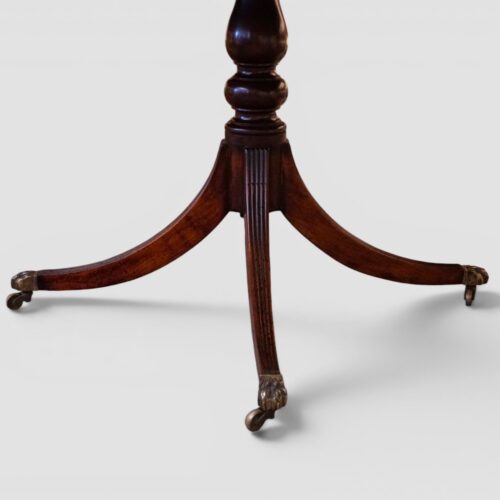 Regency style mahogany 3 pillar dining table base