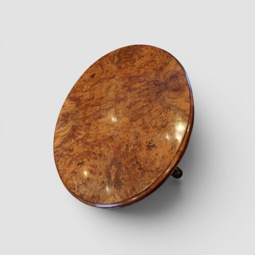 Victorian large oval walnut coffee table detail