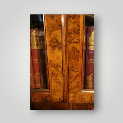 George I walnut bureau bookcase door divider
