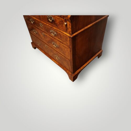 Waist moulding detail – George I walnut bureau