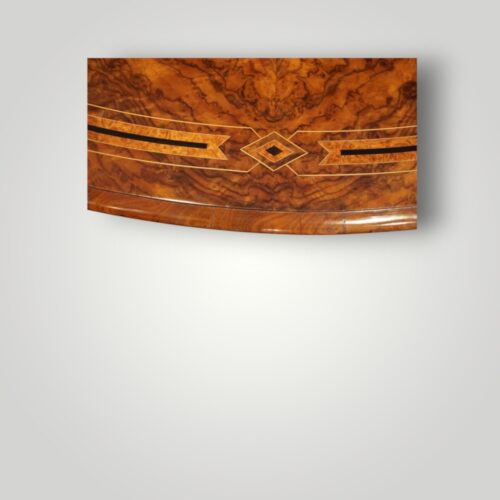 Richly figured burr walnut Victorian occasional table